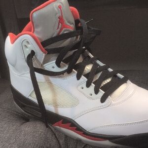 Jordan Men's White and Red High-Top Sneakers